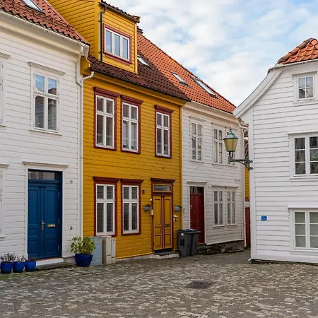 Lägenhet Family - Well Equipped And Newly Renovated *